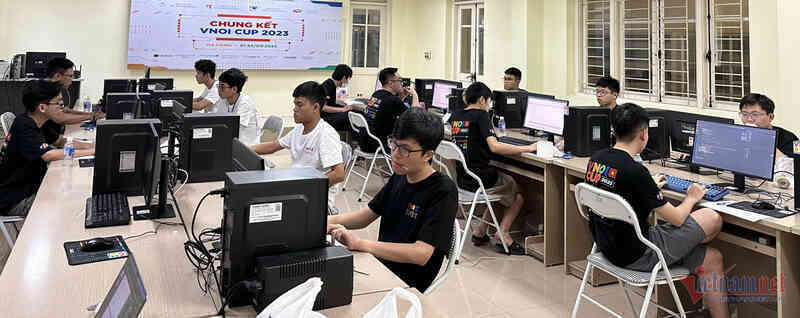 Học sinh Phú Thọ giành ngôi Vô địch kỳ thi lập trình VNOI CUP 2023