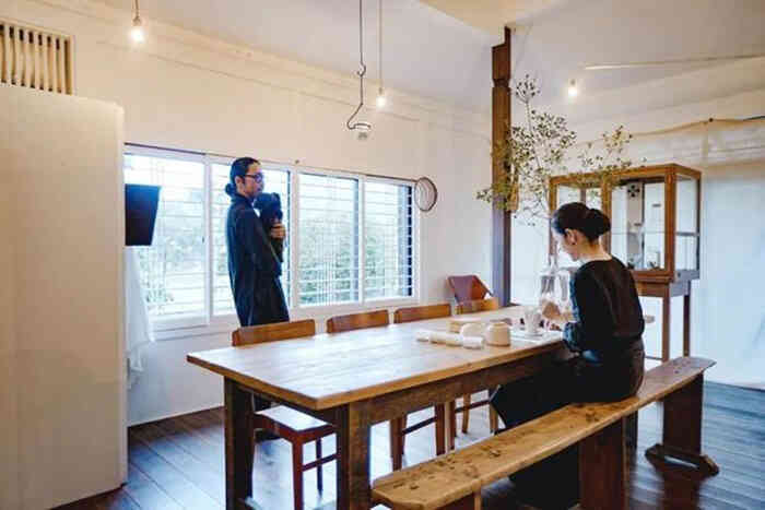Ngôi nhà vườn bình yên rợp bóng cây xanh của đôi vợ chồng người Nhật