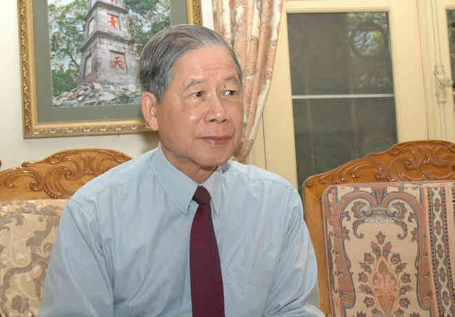 Nguyên Phó Thủ tướng Nguyễn Khánh: 