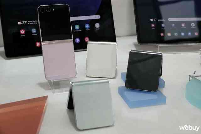 Đây là Galaxy Z Flip5: Tại sao nói đây bản nâng cấp lớn nhất của Galaxy Z Flip từ trước đến nay?