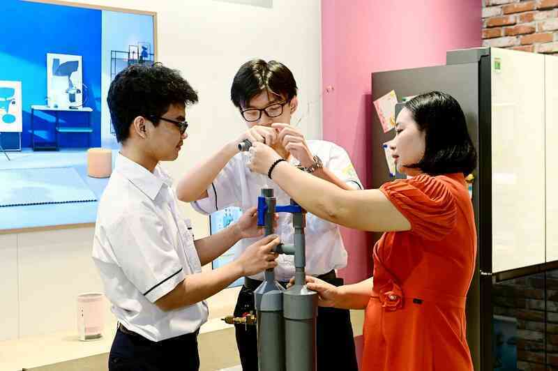 Sân chơi công nghệ độc đáo của Samsung giúp giới trẻ kiến tạo tương lai nhờ “thấu hiểu” như thế nào? - Ảnh 4. Sân chơi công nghệ độc đáo của Samsung giúp giới trẻ kiến tạo tương lai nhờ “thấu hiểu” như thế nào? - Ảnh 4.
