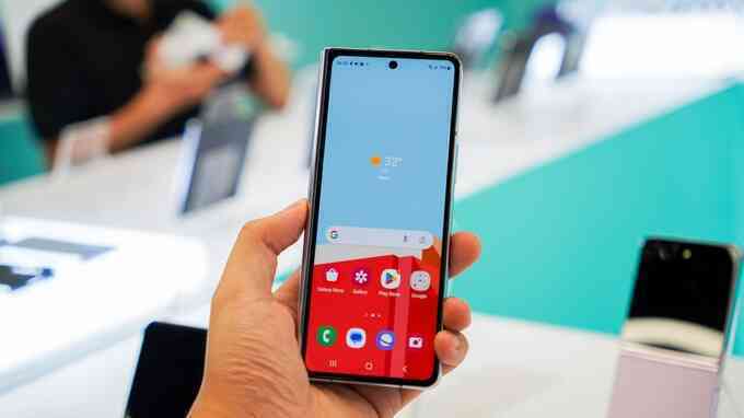 Galaxy Z Fold5 và Z Flip5 trình làng, bản lề mới, gập sát hơn