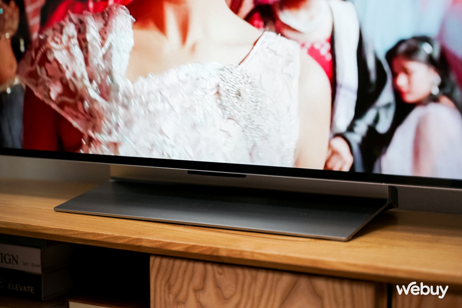 Ngắm siêu phẩm TV LG OLED G3 mới: Rẻ hơn nhưng sáng hơn nhờ công nghệ mới, thiết kế mỏng nhưng bền