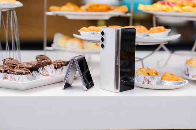 Hơn 600 khách hàng đặt trước Galaxy Z Fold5 Flip5 tại CellphoneS - Ảnh 2. Hơn 600 khách hàng đặt trước Galaxy Z Fold5 Flip5 tại CellphoneS - Ảnh 2.
