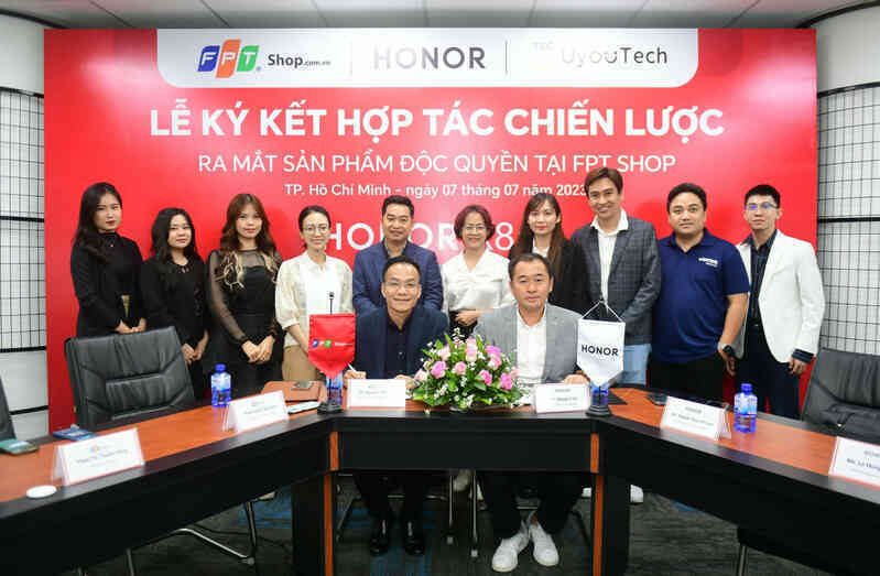FPT Shop mở bán độc quyền điện thoại Honor X8a