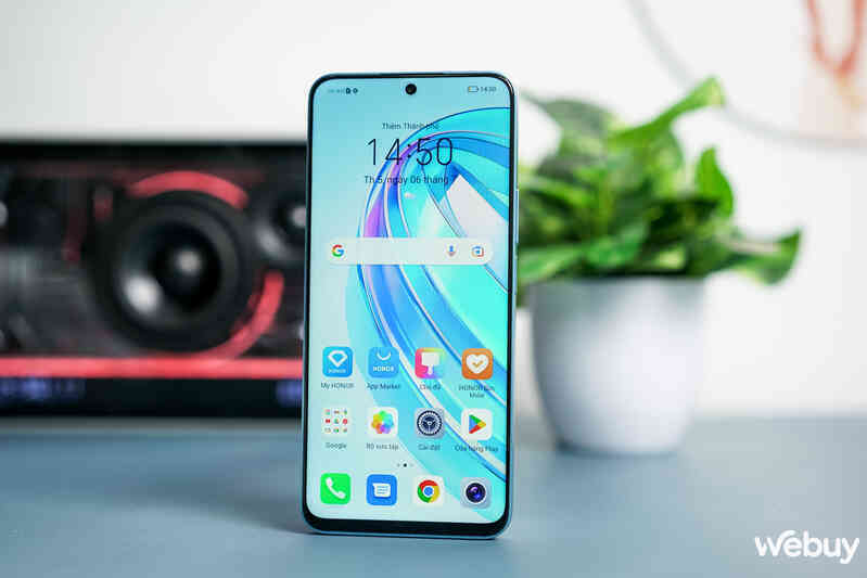 Trên tay Honor X8a: Thiết kế vuông vức, chip Helio G88 và camera 100MP