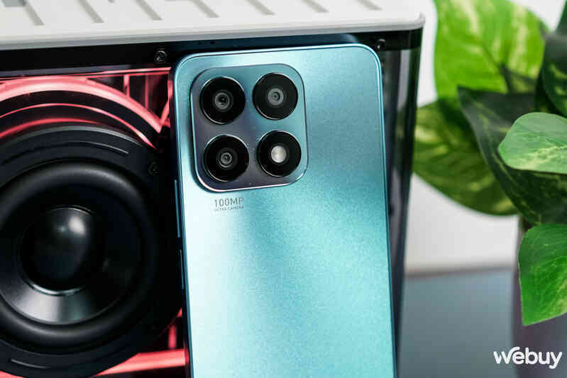 Trên tay Honor X8a: Thiết kế vuông vức, chip Helio G88 và camera 100MP - Ảnh 11. Trên tay Honor X8a: Thiết kế vuông vức, chip Helio G88 và camera 100MP - Ảnh 11.