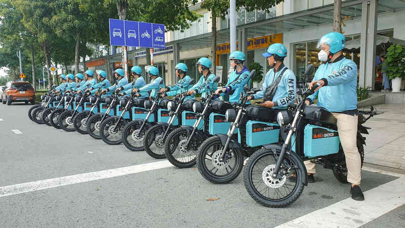 Hãng xe máy điện tự nhận "nhanh nhất Việt Nam" hợp tác cùng Baemin, dùng xe giá 66 triệu đồng giao đồ ăn