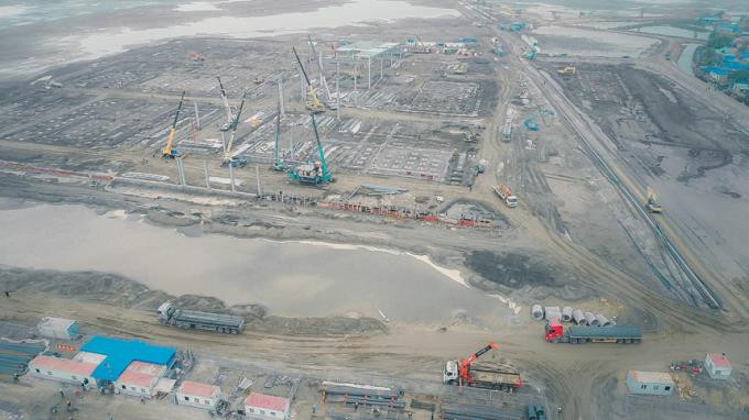 6 năm của VinFast dưới bàn tay tỷ phú Phạm Nhật Vượng: Từ đầm lầy ven biển Hải Phòng đến sàn chứng khoán Mỹ! - Ảnh 3. 6 năm của VinFast dưới bàn tay tỷ phú Phạm Nhật Vượng: Từ đầm lầy ven biển Hải Phòng đến sàn chứng khoán Mỹ! - Ảnh 3.