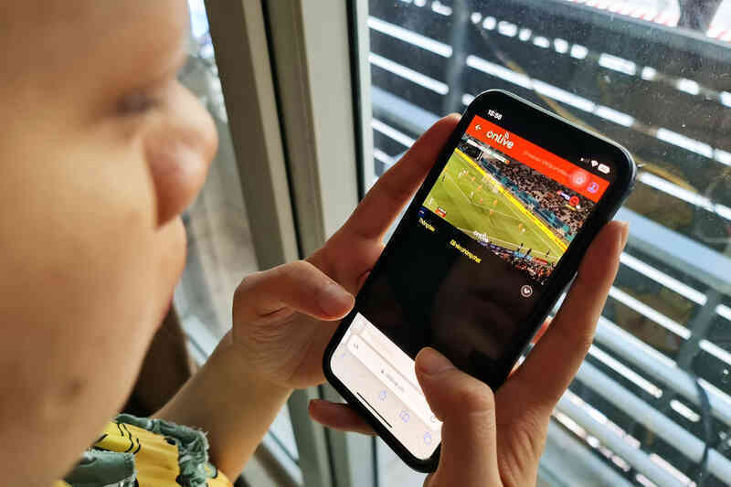 Livestream trên Facebook, TikTok cũng phải tuân thủ đúng pháp luật