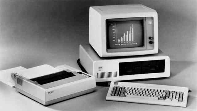 42 năm trước, chiếc máy tính IBM đầu tiên đã ra đời - Ảnh 2. 42 năm trước, chiếc máy tính IBM đầu tiên đã ra đời - Ảnh 2.