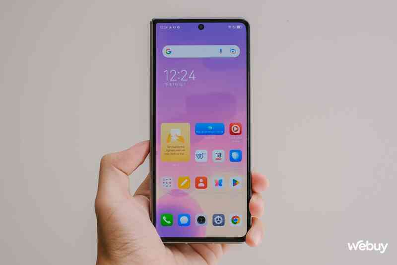Khi hãng điện thoại tầm trung làm smartphone gập - Ảnh 10. Khi hãng điện thoại tầm trung làm smartphone gập - Ảnh 10.