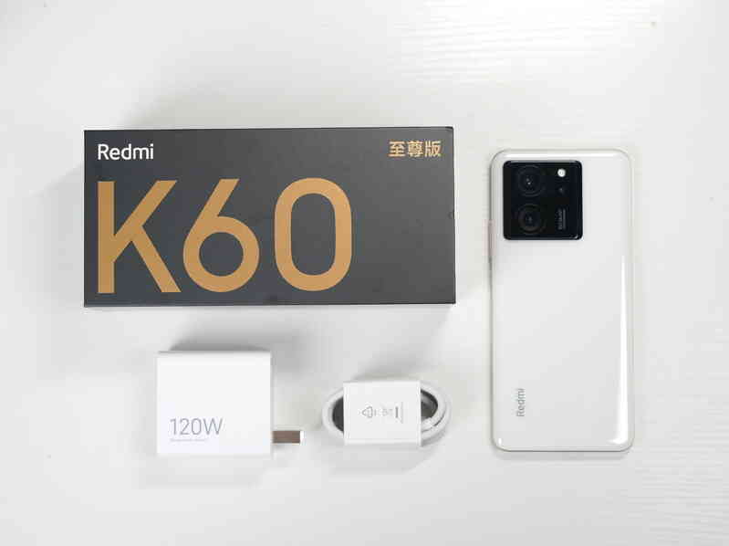 Cận cảnh điện thoại RAM 24GB giá chưa tới 12 triệu đồng của Xiaomi - Ảnh 2.