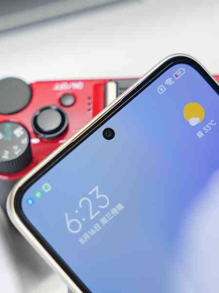 Cận cảnh điện thoại RAM 24GB giá chưa tới 12 triệu đồng của Xiaomi - Ảnh 7.