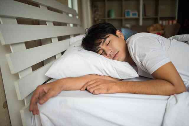 Thay đổi thói quen này ngay nếu bạn muốn có giấc ngủ ngon và tốt cho sức khỏe - Ảnh 4. Thay đổi thói quen này ngay nếu bạn muốn có giấc ngủ ngon và tốt cho sức khỏe - Ảnh 4.