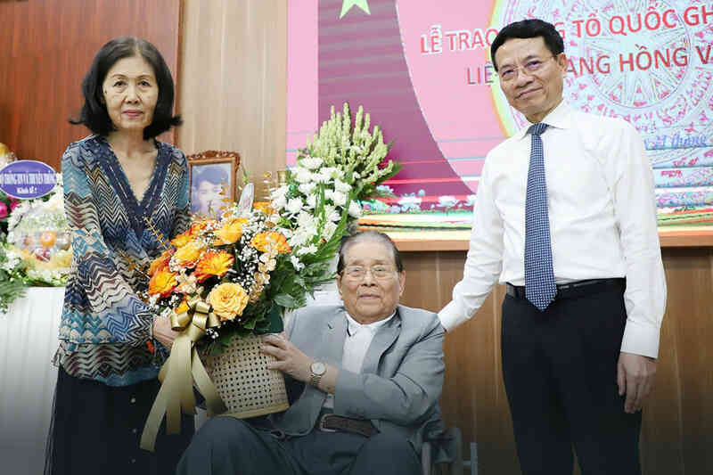 Thế hệ đi trước tiếp sức cho ngành TT&TT vững tin viết tiếp câu chuyện tương lai