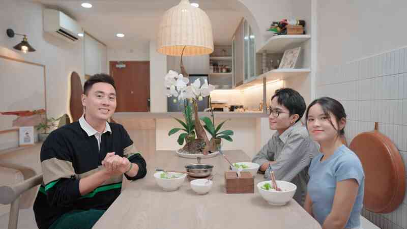 Soi phòng ngủ trong nhà 6 tỷ của Tizi Đích Lép: Giường to đùng nhưng không có bàn trang điểm, lý do rất đặc biệt?