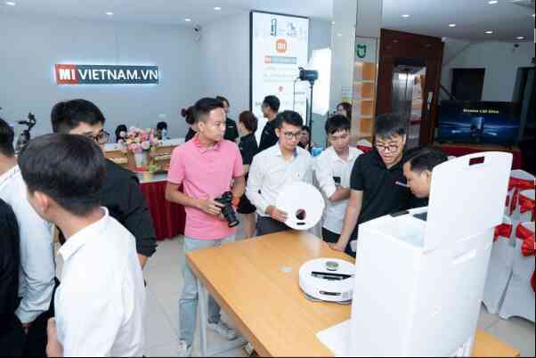 Sự kiện ra mắt Robot Dreame L20 Ultra tại Mi Việt Nam - Ảnh 3. Sự kiện ra mắt Robot Dreame L20 Ultra tại Mi Việt Nam - Ảnh 3.