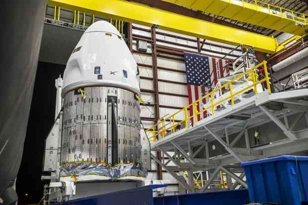 SpaceX đưa phi hành đoàn thứ 7 lên ISS - Ảnh 1. SpaceX đưa phi hành đoàn thứ 7 lên ISS - Ảnh 1.