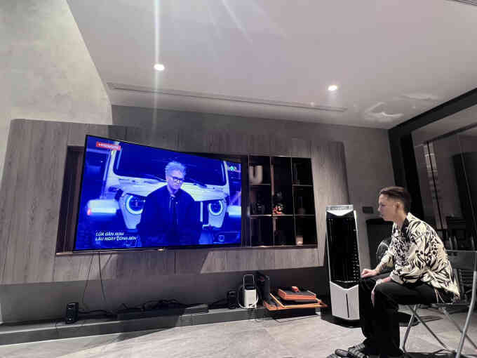 Bên trong biệt thự 5 tầng của JustaTee: Góc nào cũng xịn đét, được gọi là tụ điểm "giải trí" của giới rap Việt bởi 1 lý do - Ảnh 13. Bên trong biệt thự 5 tầng của JustaTee: Góc nào cũng xịn đét, được gọi là tụ điểm "giải trí" của giới rap Việt bởi 1 lý do - Ảnh 13.