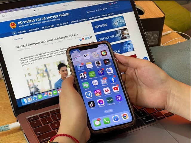 Tái diễn lừa đảo 'khoá sim', thêm nạn nhân sập bẫy