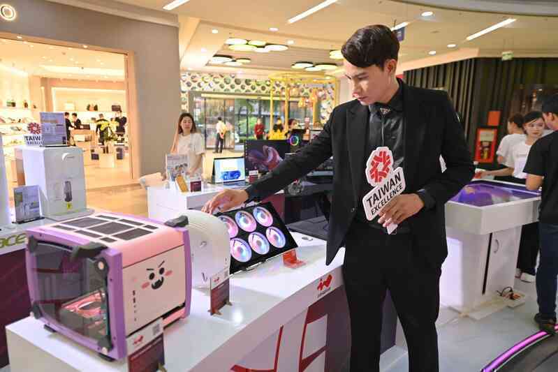 Loạt siêu phẩm công nghệ khiến anh em trầm trồ xuất hiện tại sự kiện Taiwan Excellence - Ảnh 3. Loạt siêu phẩm công nghệ khiến anh em trầm trồ xuất hiện tại sự kiện Taiwan Excellence - Ảnh 3.