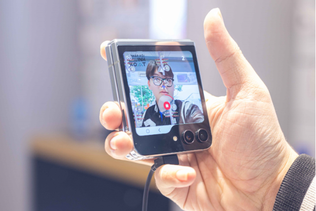 Cuộc thi Cùng Cửa Hàng Trải Nghiệm Samsung Nhập Hội Linh Hoạt gây ấn tượng giới trẻ - Ảnh 4. Cuộc thi Cùng Cửa Hàng Trải Nghiệm Samsung Nhập Hội Linh Hoạt gây ấn tượng giới trẻ - Ảnh 4.