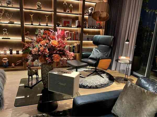 Căn penthouse của MC Thành Trung và vợ cựu tiếp viên hàng không: Rộng 260m2, nội thất sang xịn chuẩn đẳng cấp - Ảnh 7. Căn penthouse của MC Thành Trung và vợ cựu tiếp viên hàng không: Rộng 260m2, nội thất sang xịn chuẩn đẳng cấp - Ảnh 7.