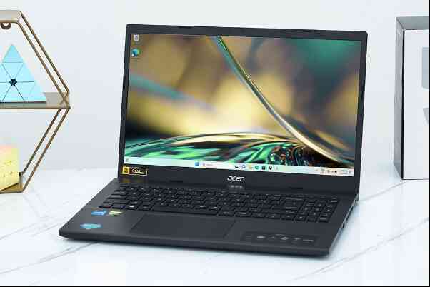 Mua laptop Acer giảm 3 lần giá, trúng xe máy tại Thế Giới Di Động