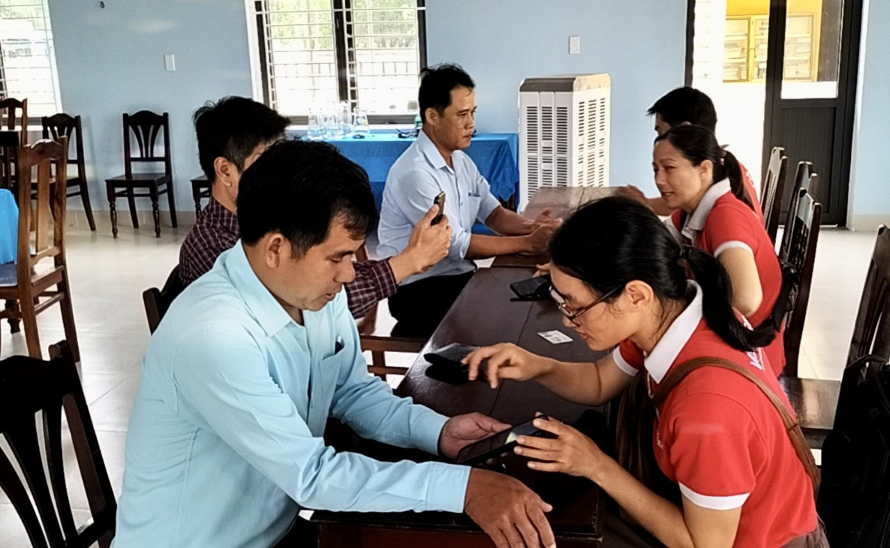 TT-Huế cấp gần 2.000 chữ ký số cho người dân trong tuần đầu chiến dịch