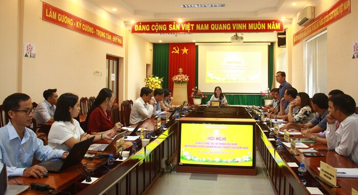 Cán bộ công chức, người dân Đồng Tháp tích cực ứng dụng công nghệ số