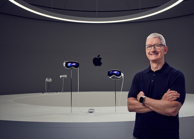 Tuyên bố dùng kính Apple Vision Pro mỗi ngày, CEO Tim Cook bị người dùng nghi "chém gió" vì không làm một điều sau - Ảnh 2. Tuyên bố dùng kính Apple Vision Pro mỗi ngày, CEO Tim Cook bị người dùng nghi "chém gió" vì không làm một điều sau - Ảnh 2.