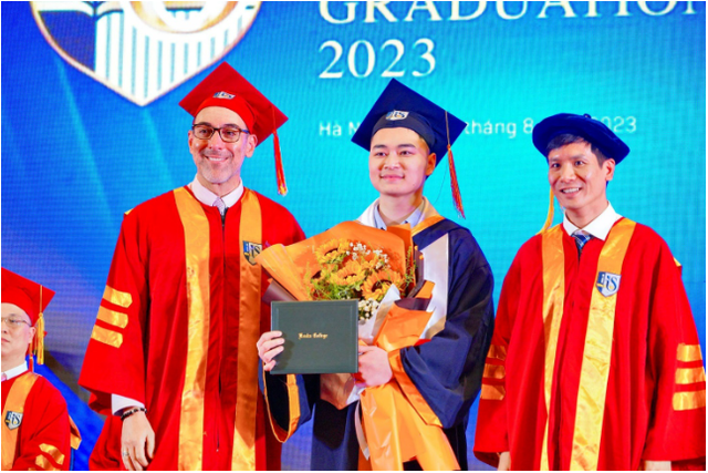 Trường Quốc tế ĐHQG Hà Nội xét tuyển 180 chỉ tiêu cho chương trình liên kết - Ảnh 3. Trường Quốc tế ĐHQG Hà Nội xét tuyển 180 chỉ tiêu cho chương trình liên kết - Ảnh 3.