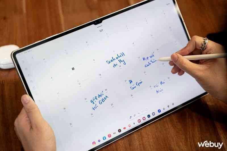 Galaxy Tab S9 Ultra giúp tôi sáng tạo nội dung, hỗ trợ công việc như thế nào? - Ảnh 5. Galaxy Tab S9 Ultra giúp tôi sáng tạo nội dung, hỗ trợ công việc như thế nào? - Ảnh 5.