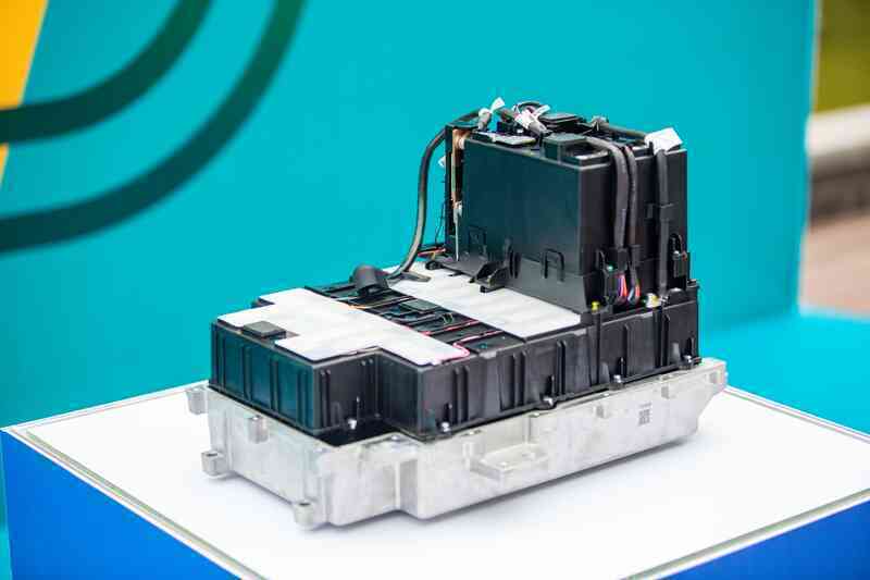 Pin xe điện bị e ngại như "quả bom nổ chậm" trong chung cư, chuyên gia pin Selex Motors chỉ ra bản chất vấn đề và cách dùng pin an toàn - Ảnh 2. Pin xe điện bị e ngại như "quả bom nổ chậm" trong chung cư, chuyên gia pin Selex Motors chỉ ra bản chất vấn đề và cách dùng pin an toàn - Ảnh 2.