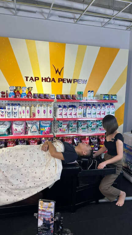 Bán hàng có tâm như PewPew: Đằng sau màn test băng vệ sinh giữa buổi livestream và quyết định nghiêm túc kinh doanh trên TikTok - Ảnh 6. Bán hàng có tâm như PewPew: Đằng sau màn test băng vệ sinh giữa buổi livestream và quyết định nghiêm túc kinh doanh trên TikTok - Ảnh 6.