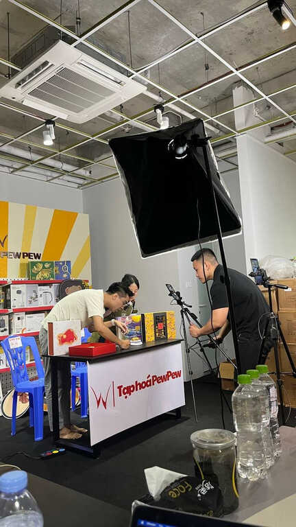 Bán hàng có tâm như PewPew: Đằng sau màn test băng vệ sinh giữa buổi livestream và quyết định nghiêm túc kinh doanh trên TikTok - Ảnh 7. Bán hàng có tâm như PewPew: Đằng sau màn test băng vệ sinh giữa buổi livestream và quyết định nghiêm túc kinh doanh trên TikTok - Ảnh 7.