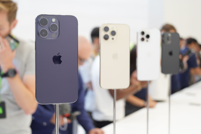 Nhìn lại tất cả thế hệ iPhone: Apple đã thay đổi qua từng năm như thế nào? - Ảnh 21. Nhìn lại tất cả thế hệ iPhone: Apple đã thay đổi qua từng năm như thế nào? - Ảnh 21.