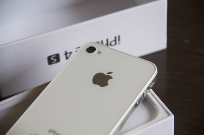 Nhìn lại tất cả thế hệ iPhone: Apple đã thay đổi qua từng năm như thế nào? - Ảnh 5. Nhìn lại tất cả thế hệ iPhone: Apple đã thay đổi qua từng năm như thế nào? - Ảnh 5.