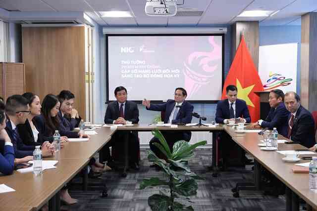 Thủ tướng gặp gỡ Mạng lưới đổi mới sáng tạo Việt Nam tại Hoa Kỳ - Ảnh 2. Thủ tướng gặp gỡ Mạng lưới đổi mới sáng tạo Việt Nam tại Hoa Kỳ - Ảnh 2.