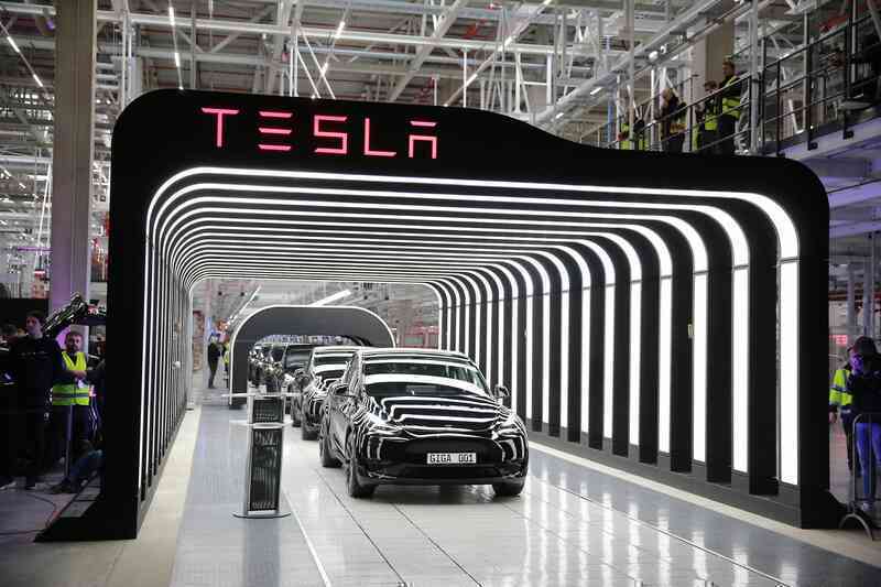 Sản xuất 1 triệu xe điện trong 200 ngày, Tesla khẳng định vị thế dẫn đầu trước các hãng xe Trung Quốc