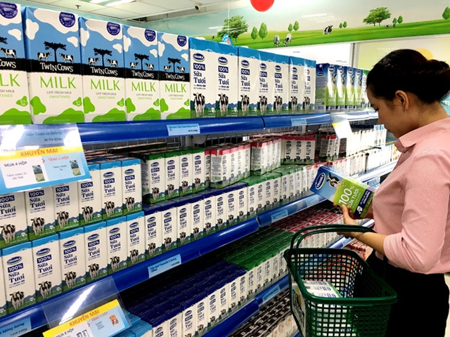 Sự trỗi dậy ấn tượng của loạt thương hiệu vang bóng một thời từ mì Hảo Hảo, sữa Vinamilk đến giày Thượng Đình, Biti's... - Ảnh 3. Sự trỗi dậy ấn tượng của loạt thương hiệu vang bóng một thời từ mì Hảo Hảo, sữa Vinamilk đến giày Thượng Đình, Biti's... - Ảnh 3.
