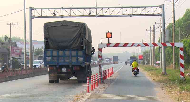 Phạt nguội bằng cân tự động mới: Cuộc cách mạng xử lý xe quá tải, quá khổ