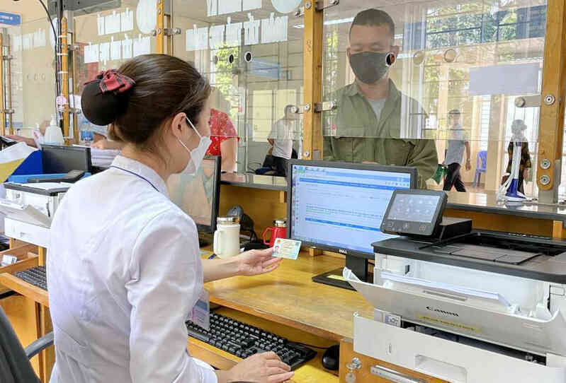 Bệnh viện ở Quảng Ninh: khám bệnh không giấy tờ, thanh toán không dùng tiền mặt
