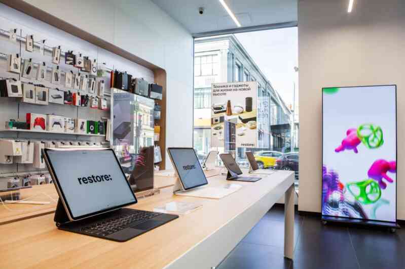 Người Nga có mua được iPhone 15 không và nếu có thì phải "trả giá" ra sao?