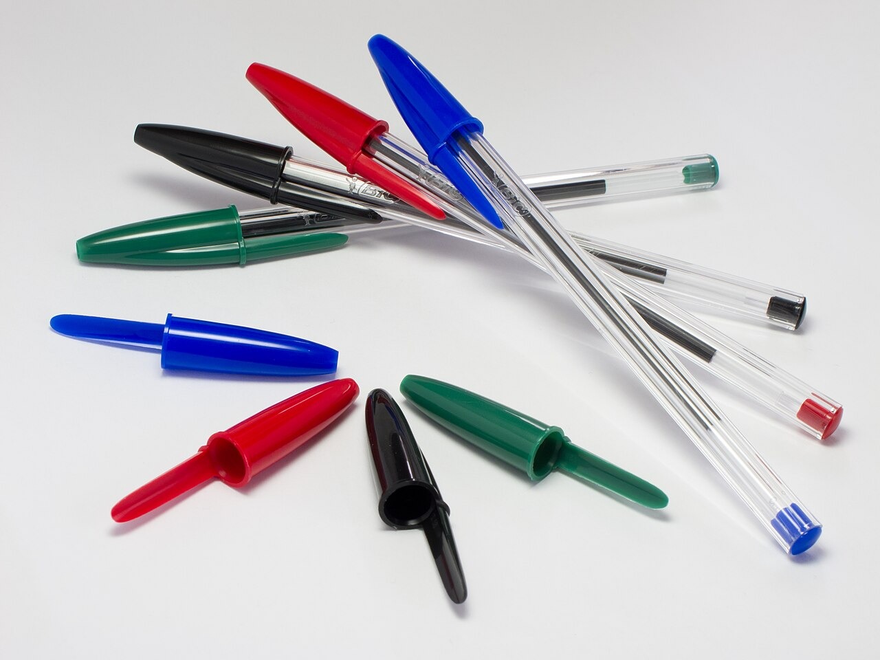 Không thay đổi thiết kế sau hơn 7 thập kỷ, chiếc bút bi BIC Cristal là minh chứng cho một sản phẩm lý tưởng