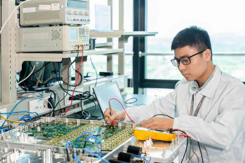 Lượng hồ sơ đăng ký dự thi Giải thưởng Make in Viet Nam 2023 tăng vọt
