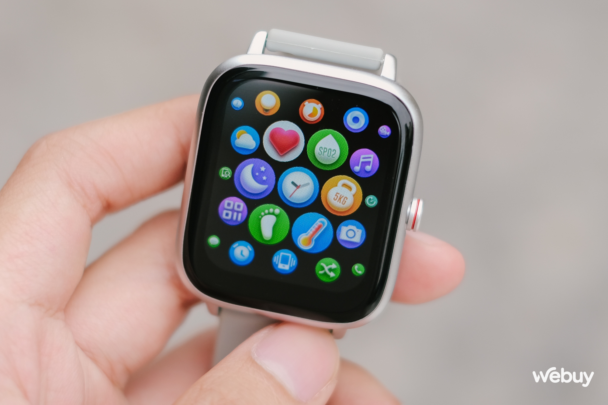 Smartwatch chính hãng giá 490.000 đồng: Thiết kế giống Apple Watch, khung viền nhôm, có loa/mic thoại, pin 7 ngày - Ảnh 4. Smartwatch chính hãng giá 490.000 đồng: Thiết kế giống Apple Watch, khung viền nhôm, có loa/mic thoại, pin 7 ngày - Ảnh 4.