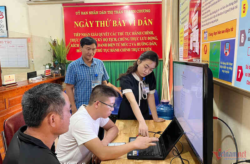 Số hoá thủ tục hành chính, 100% cán bộ làm việc ‘Ngày thứ 7 vì dân’