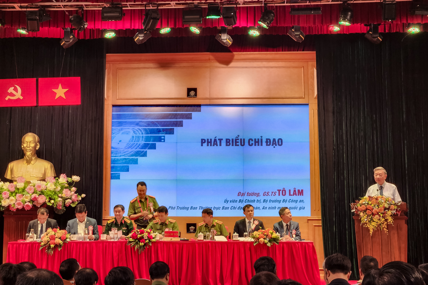 Lần đầu tiên, Hiệp hội An ninh mạng quốc gia tổ chức Đại hội: chung tay làm sạch môi trường mạng - Ảnh 3. Lần đầu tiên, Hiệp hội An ninh mạng quốc gia tổ chức Đại hội: chung tay làm sạch môi trường mạng - Ảnh 3.